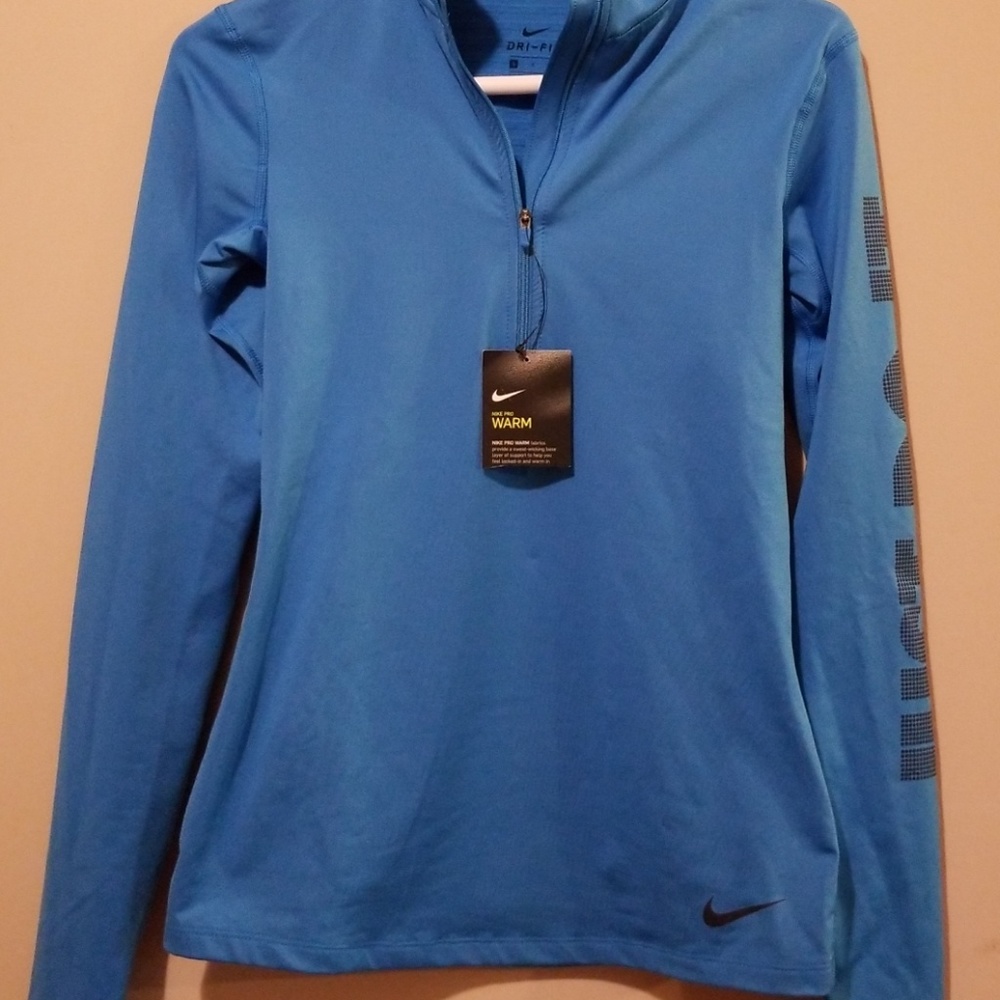 Nike Pro top
